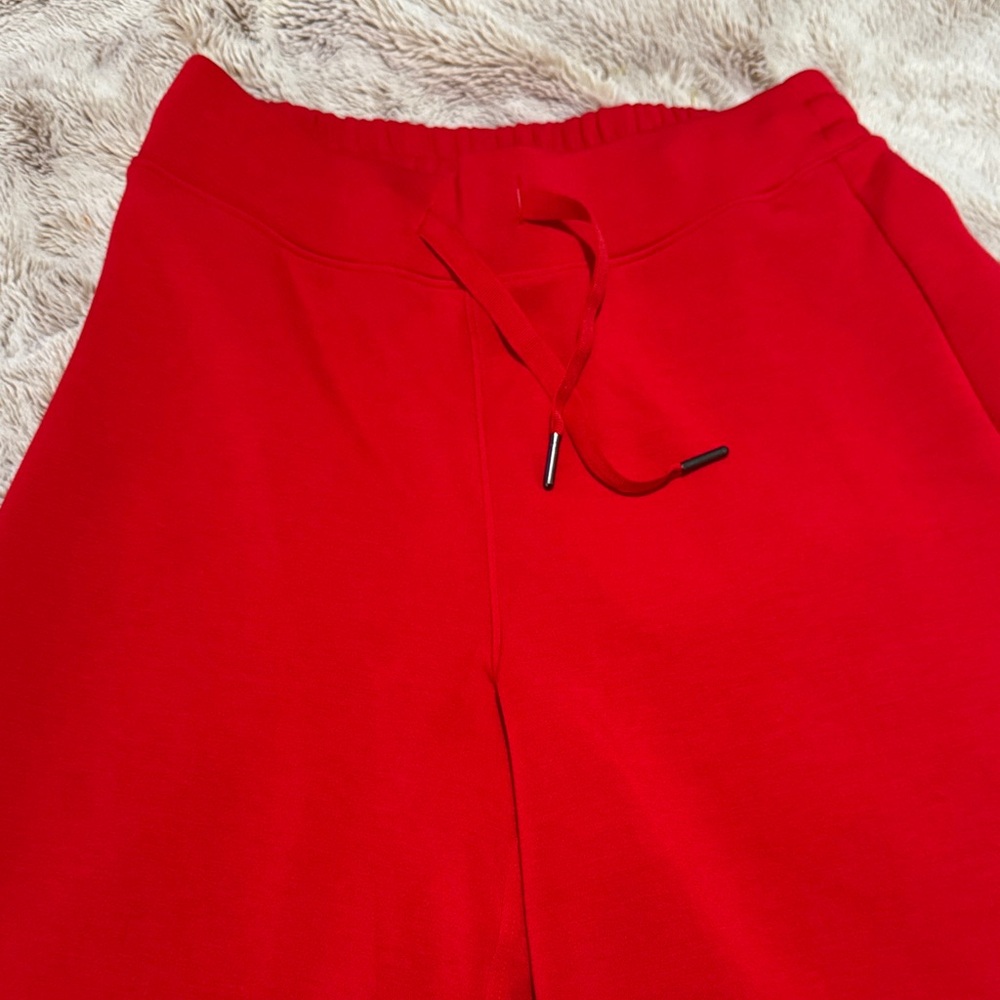 Air essentials wide leg pant
